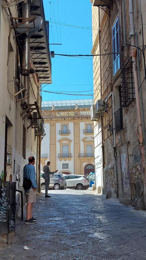 Appartamento In Pieno Centro I Mori E Le Dame Palermo Exterior foto